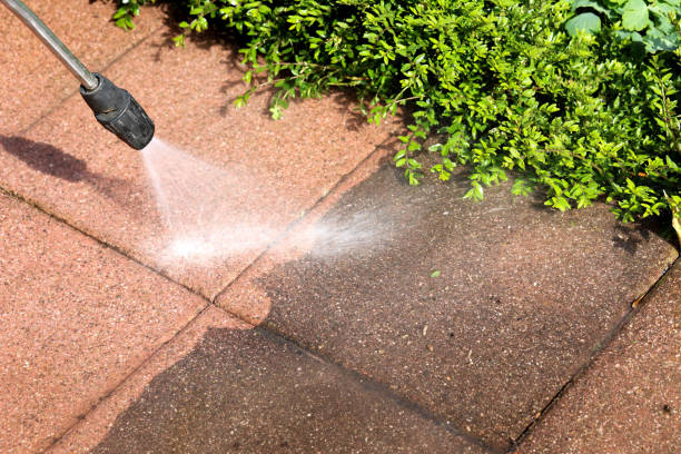 Why Choose Our Certified Pressure Washing Experts for Your Project Needs in Hermiston, OR?